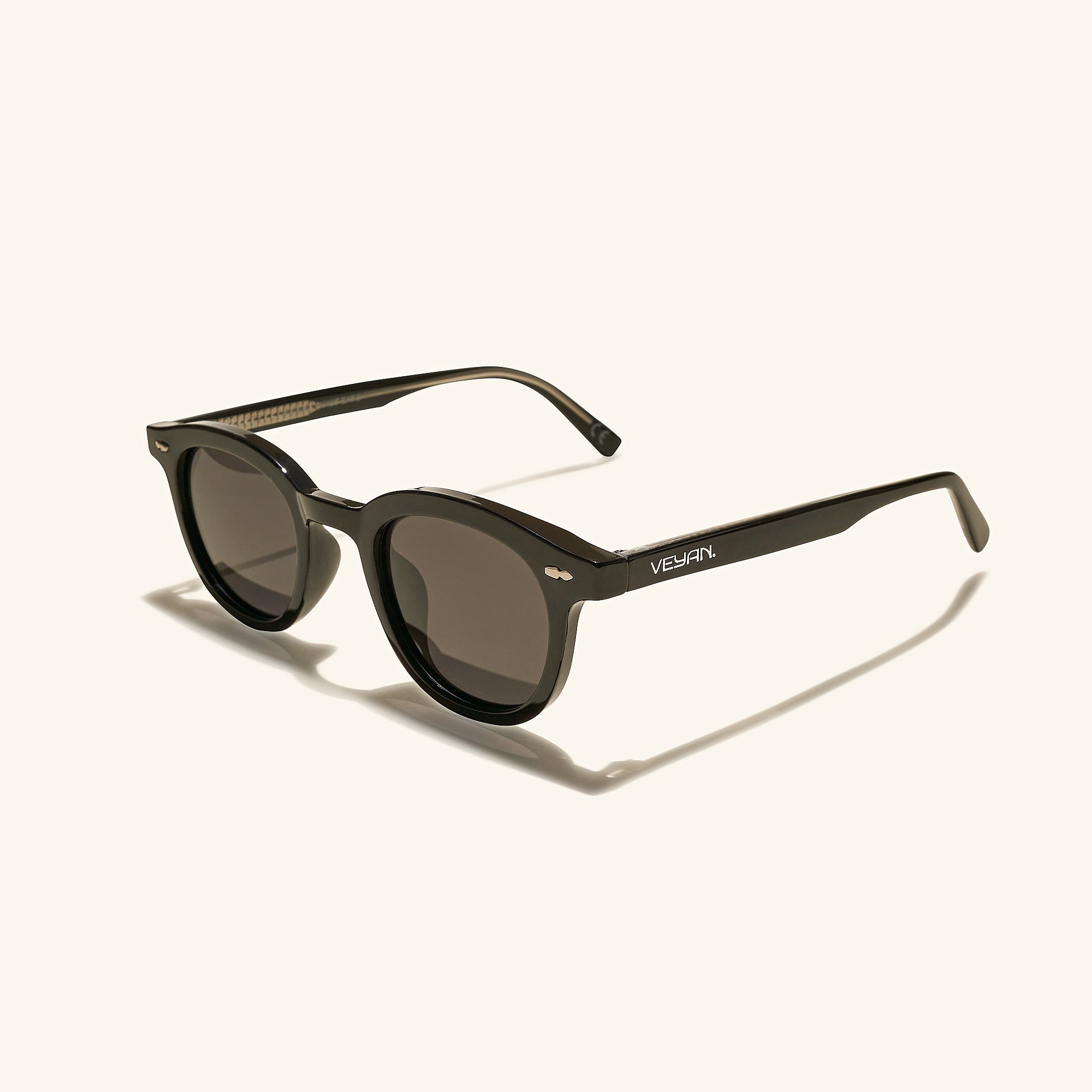 gafas de sol#es:color_negro,en:color_black,it:colore_nero