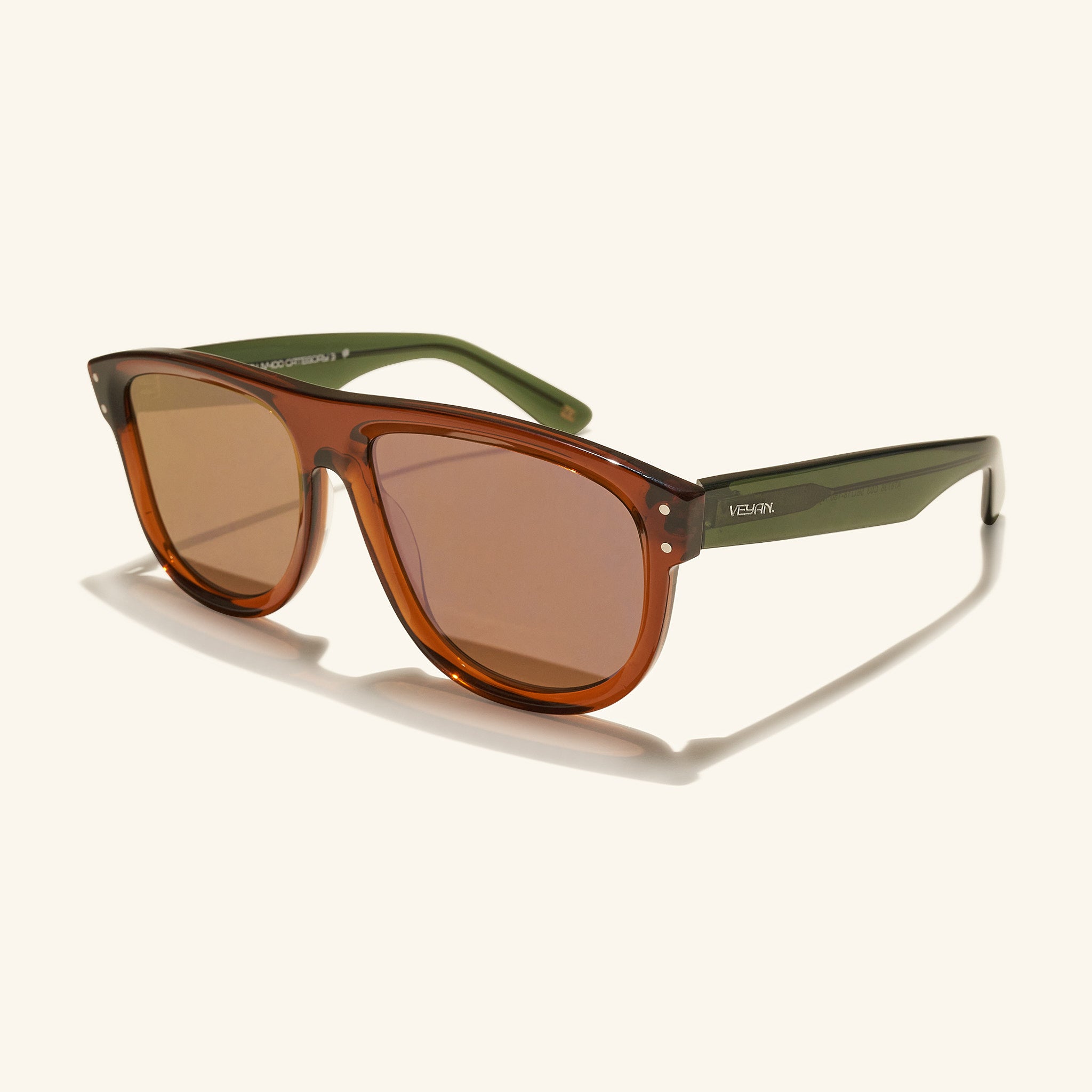 lente de sol#es:color_marron,en:color_brown,it:colore_marrone