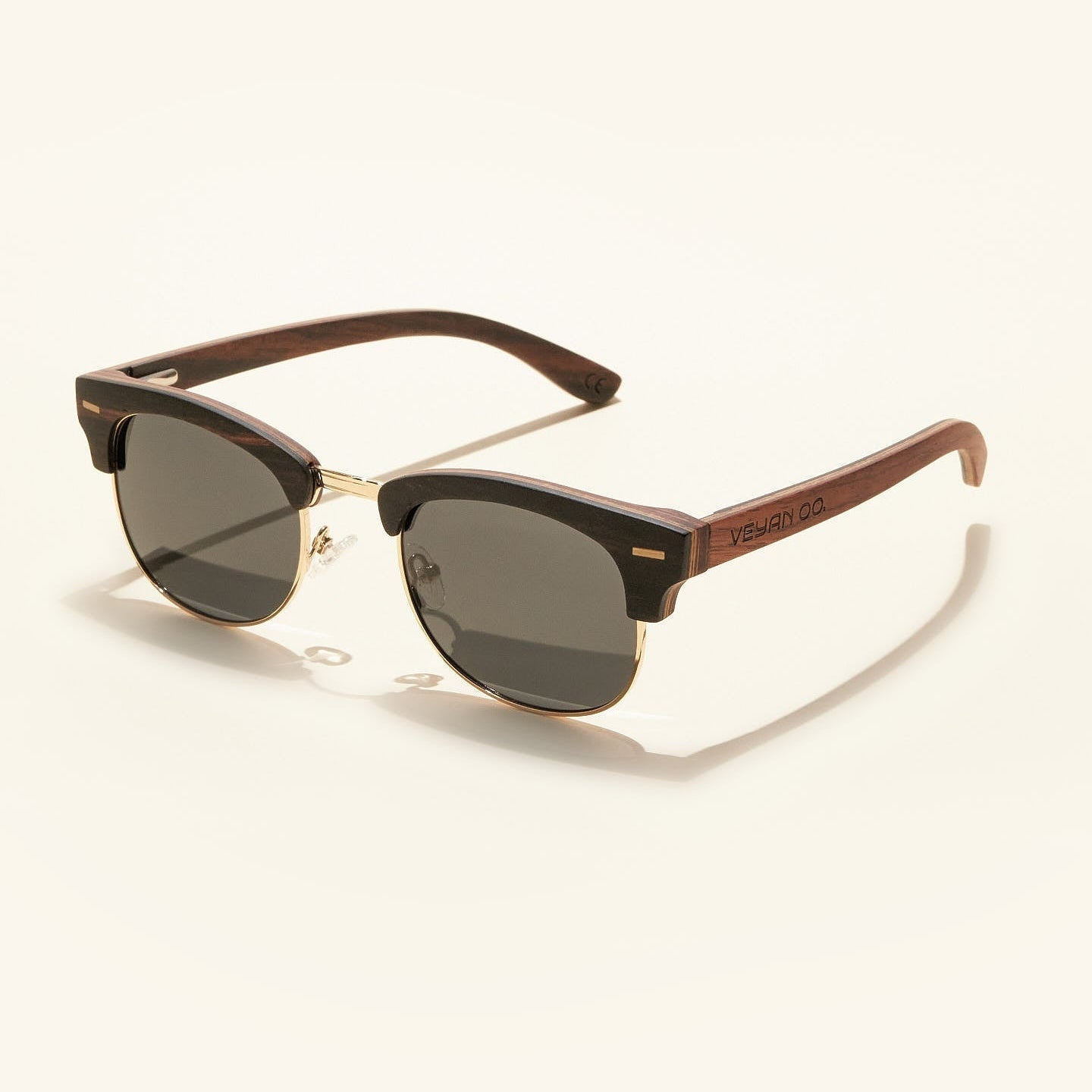 gafas de sol#es:color_negro,en:color_black,it:colore_nero