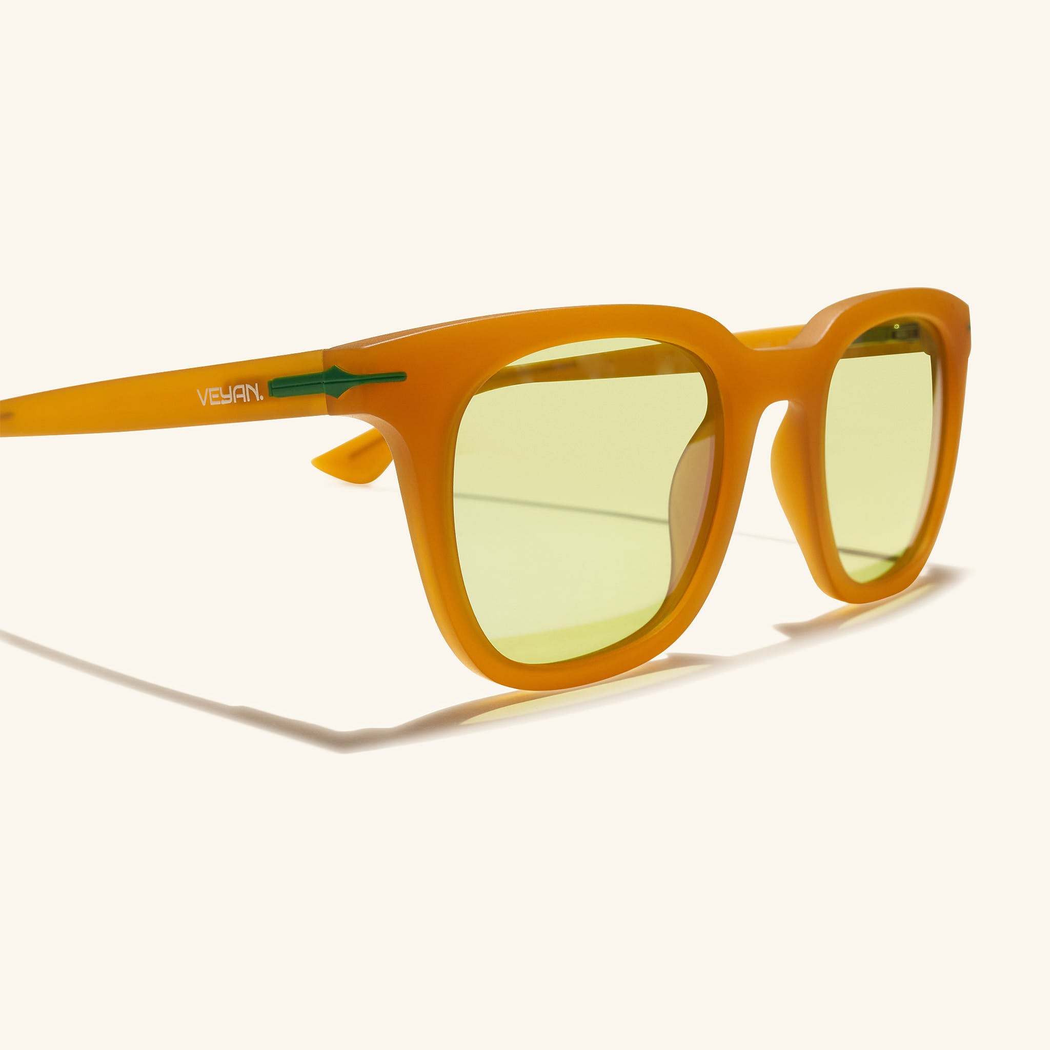 gafa de sol#es:color_amarillo,en:color_yellow,it:colore_giallo