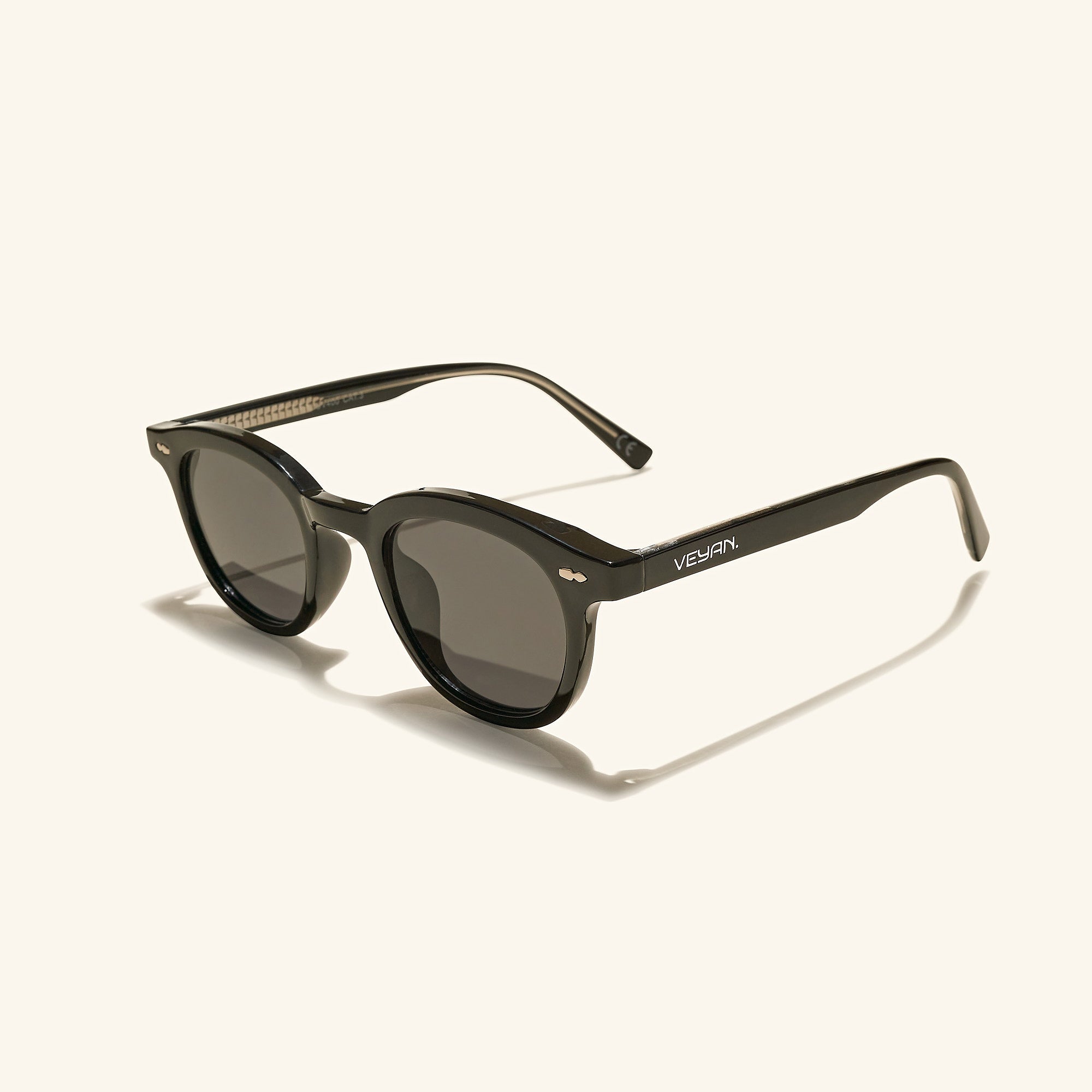 gafas de sol#es:color_negro,en:color_black,it:colore_nero