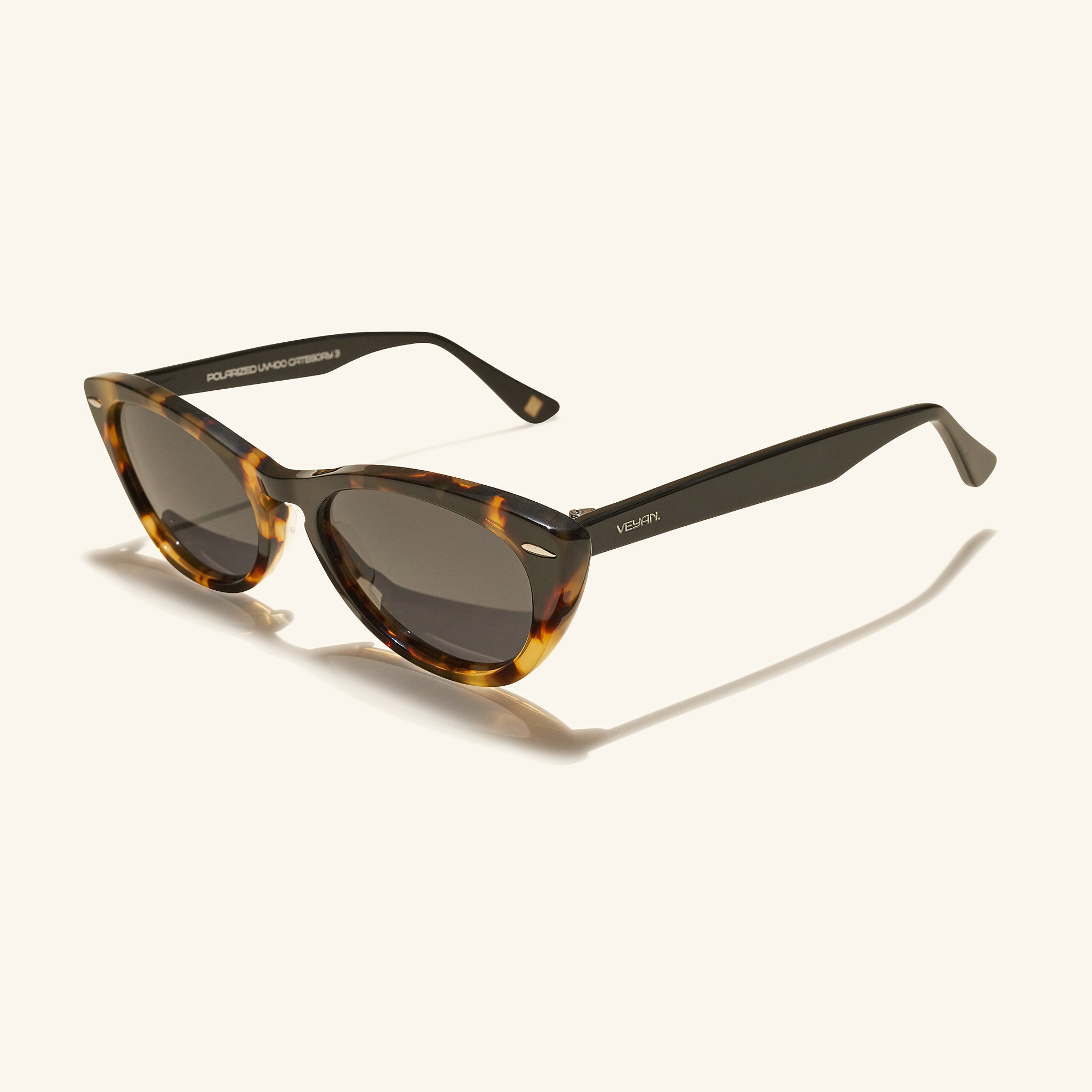 gafas de sol#es:color_negro-leopardo,en:color_black-turtle,it:colore_nero-leopardo