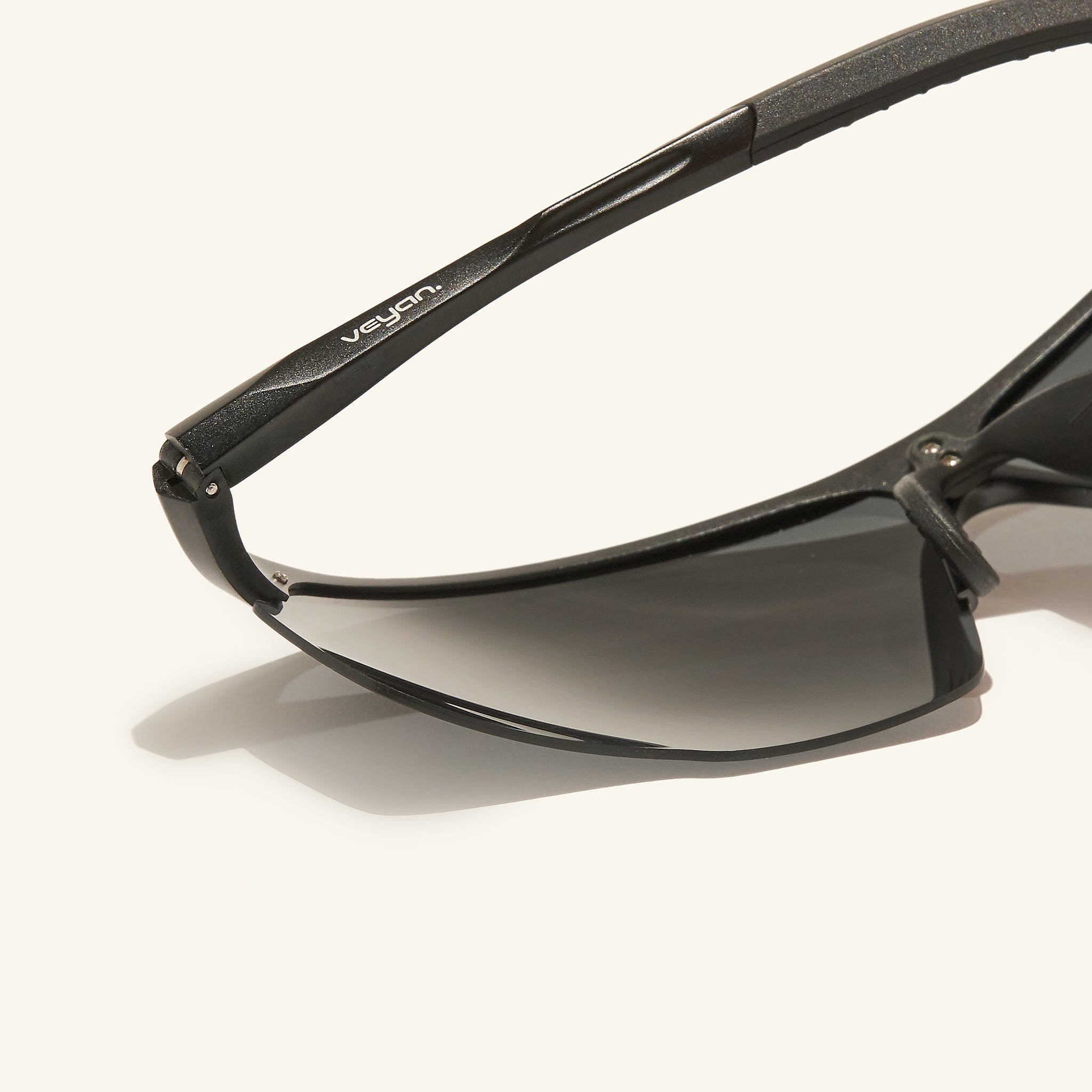 gafas de sol#es:color_negro,en:color_black,it:colore_nero