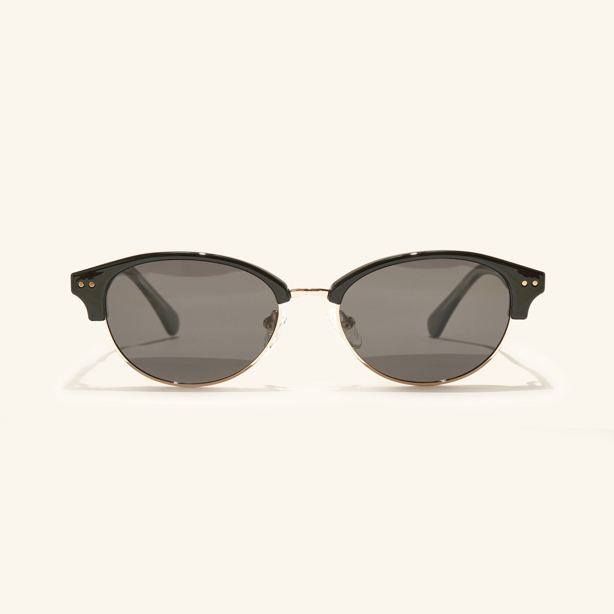 gafas de sol#es:color_negro,en:color_black,it:colore_nero