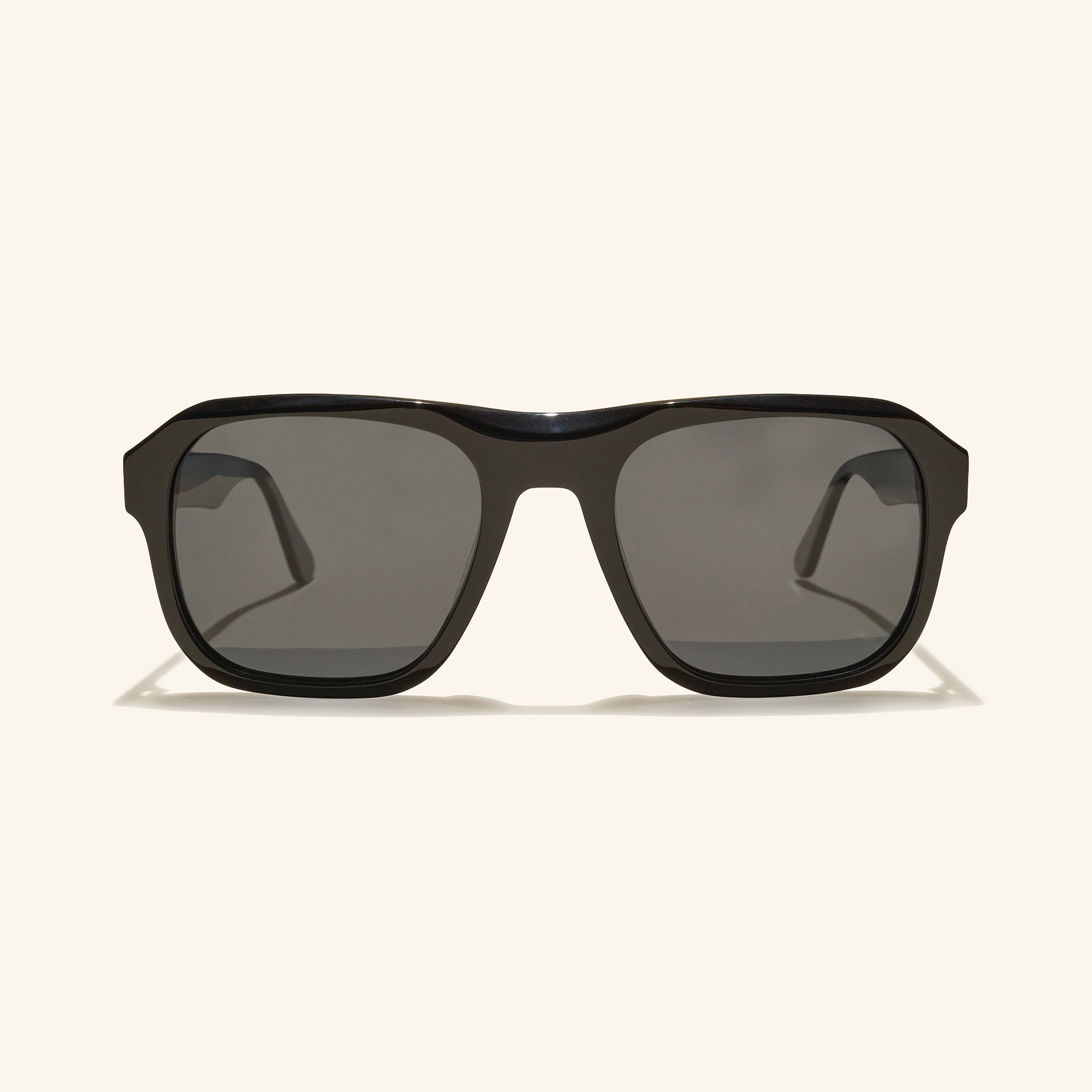 gafas de sol#es:color_negro,en:color_black,it:colore_nero