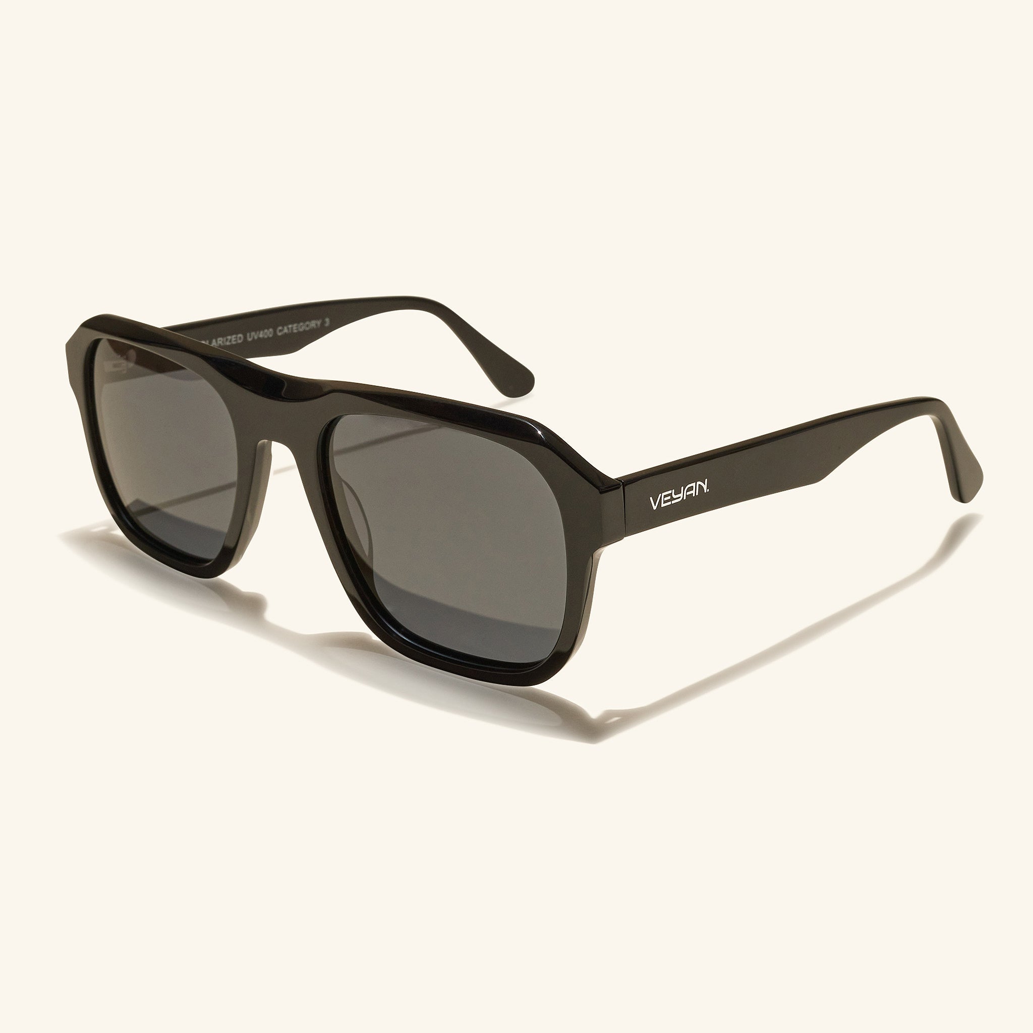 gafas de sol#es:color_negro,en:color_black,it:colore_nero