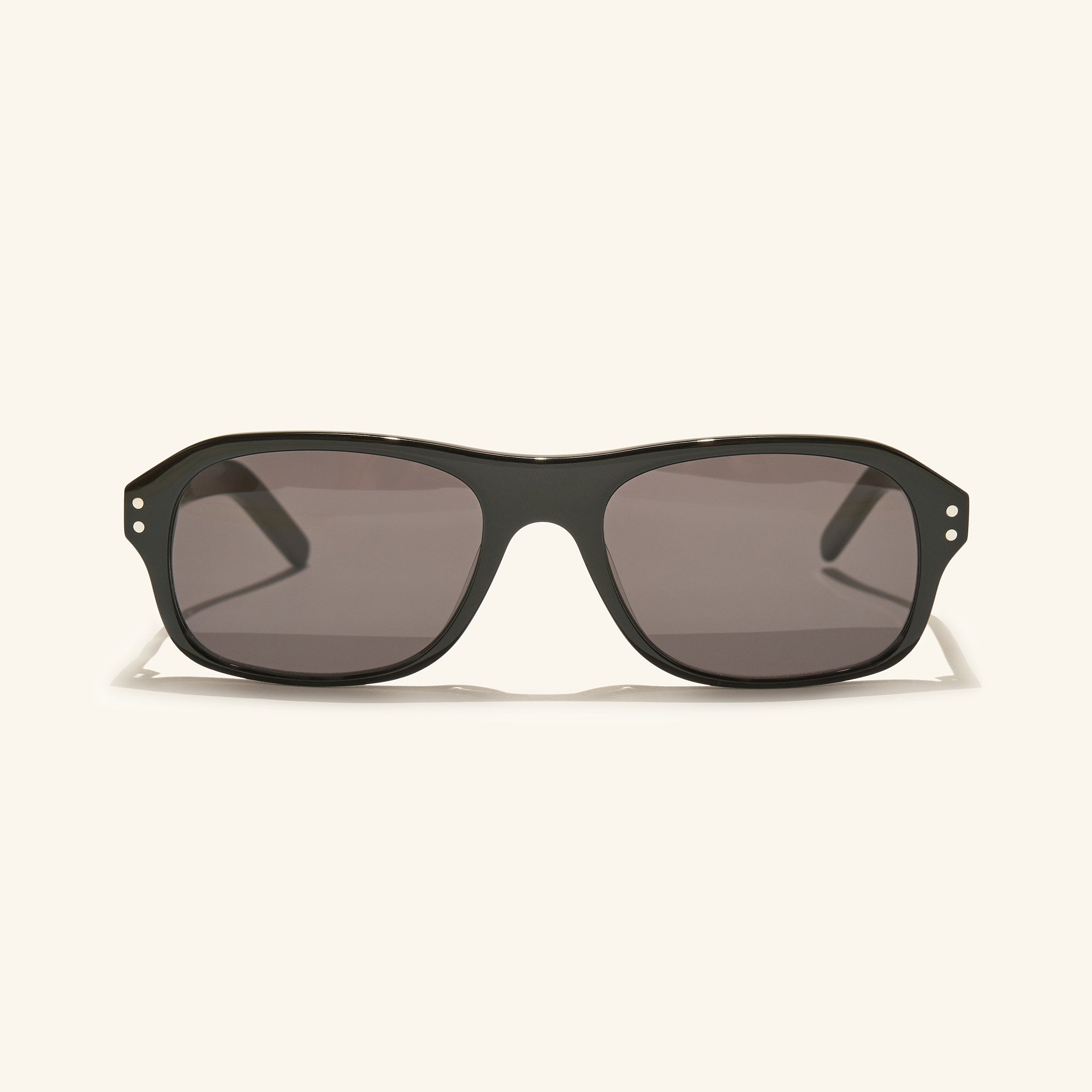 gafas de sol#es:color_negro,en:color_black,it:colore_nero