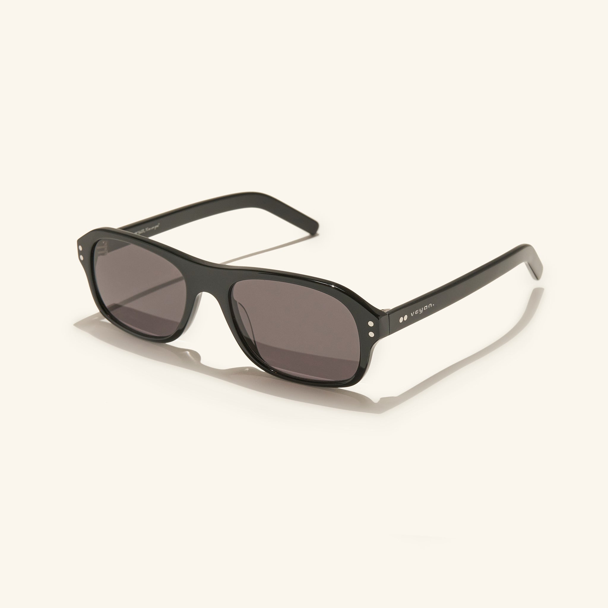 gafas de sol#es:color_negro,en:color_black,it:colore_nero