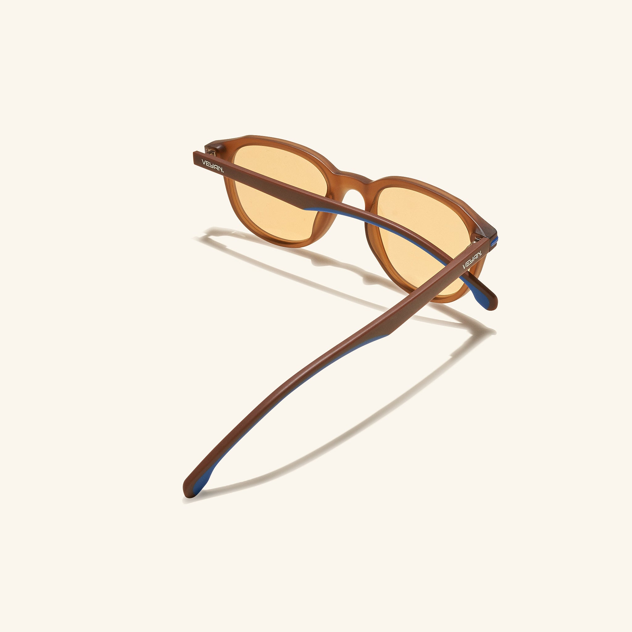 lente de sol#es:color_marron,en:color_brown,it:colore_marrone