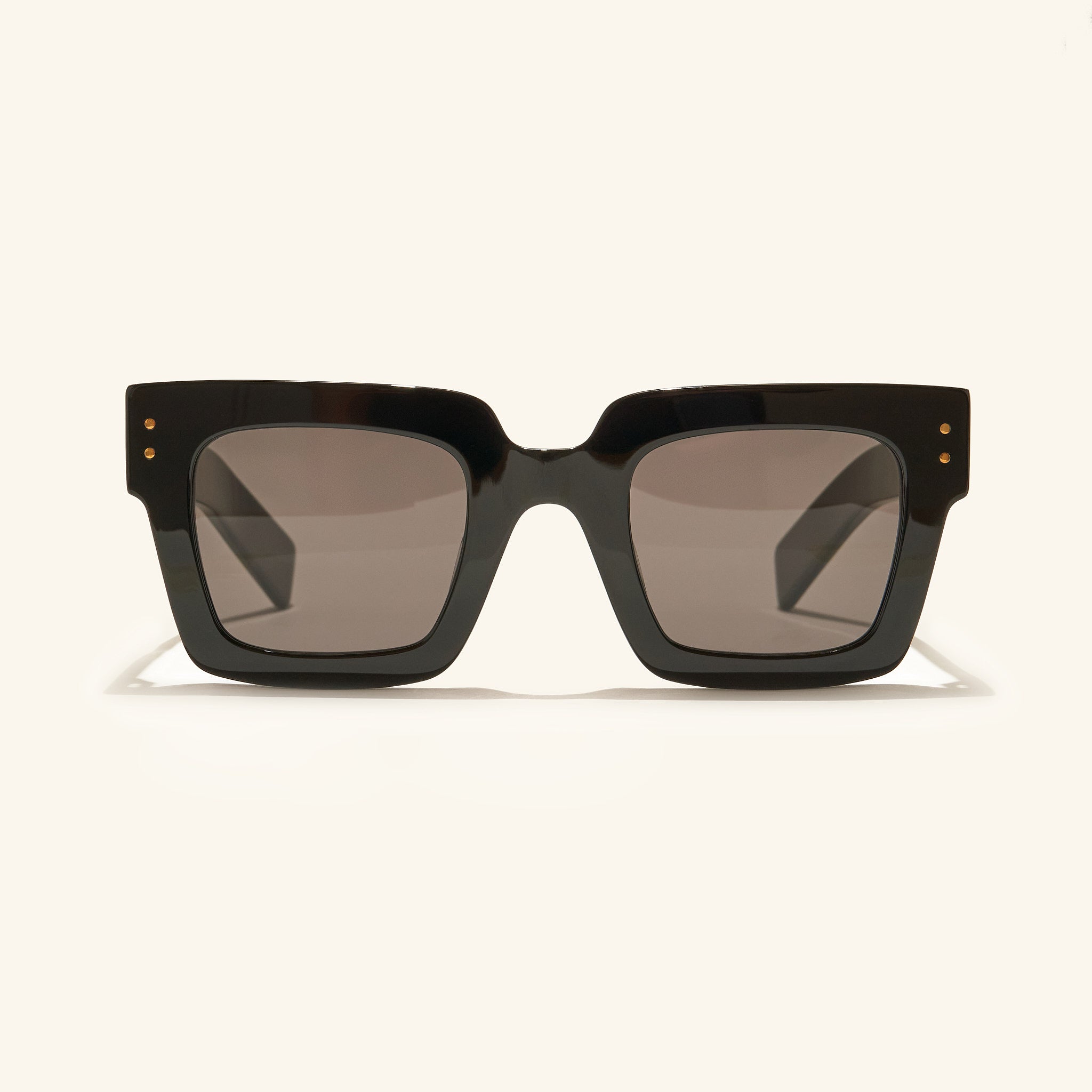 gafas de sol#es:color_negro,en:color_black,it:colore_nero
