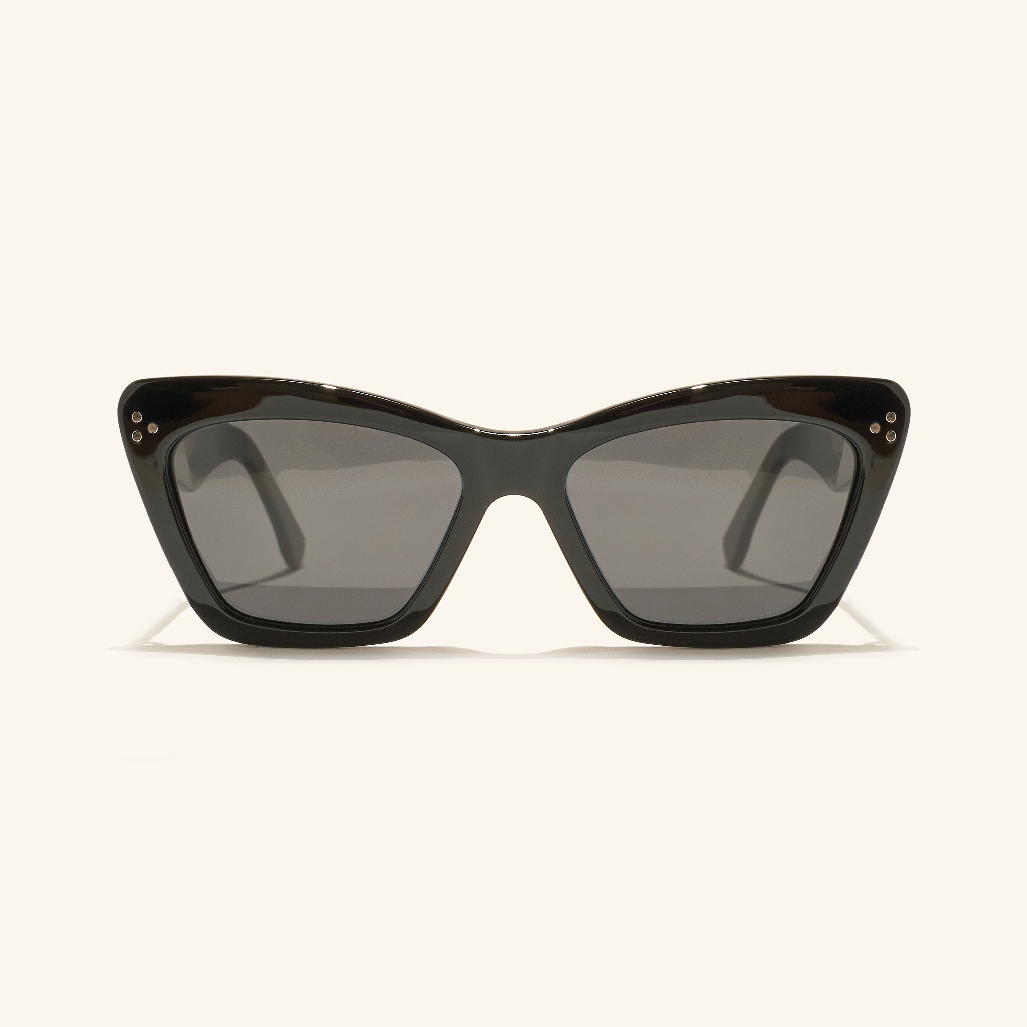 gafas de sol#es:color_negro,en:color_black,it:colore_nero