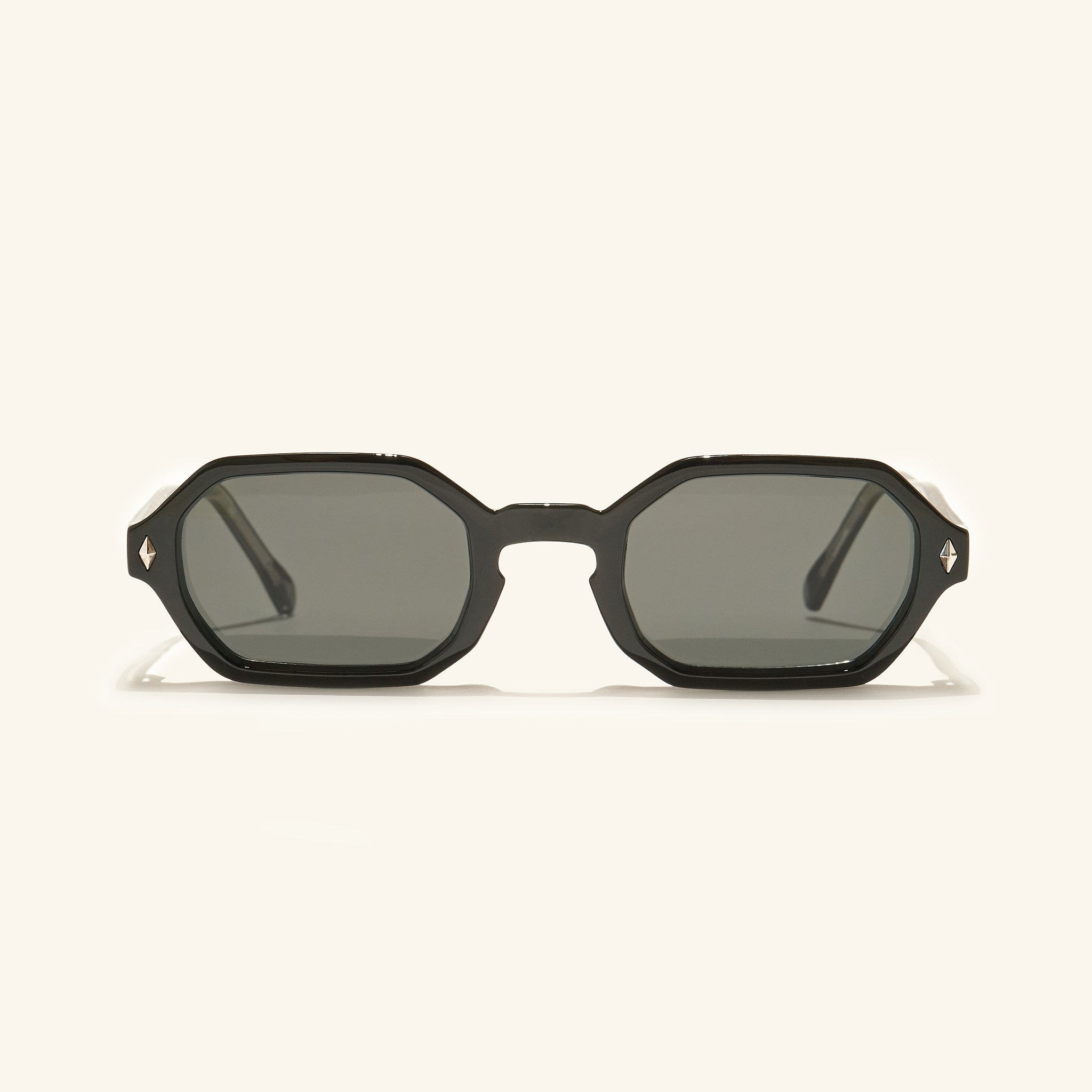 gafas de sol#es:color_negro,en:color_black,it:colore_nero